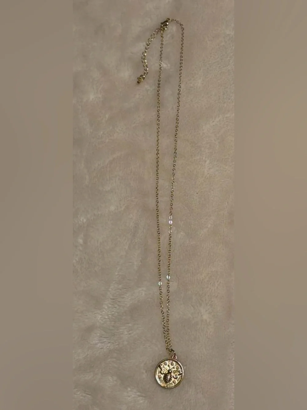 New 18K Gold Filled 🐝 Necklace